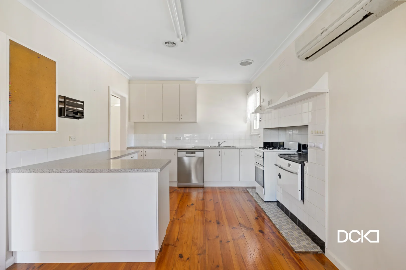 Additional image 5 of 487 High Street, Golden Square VIC 3555