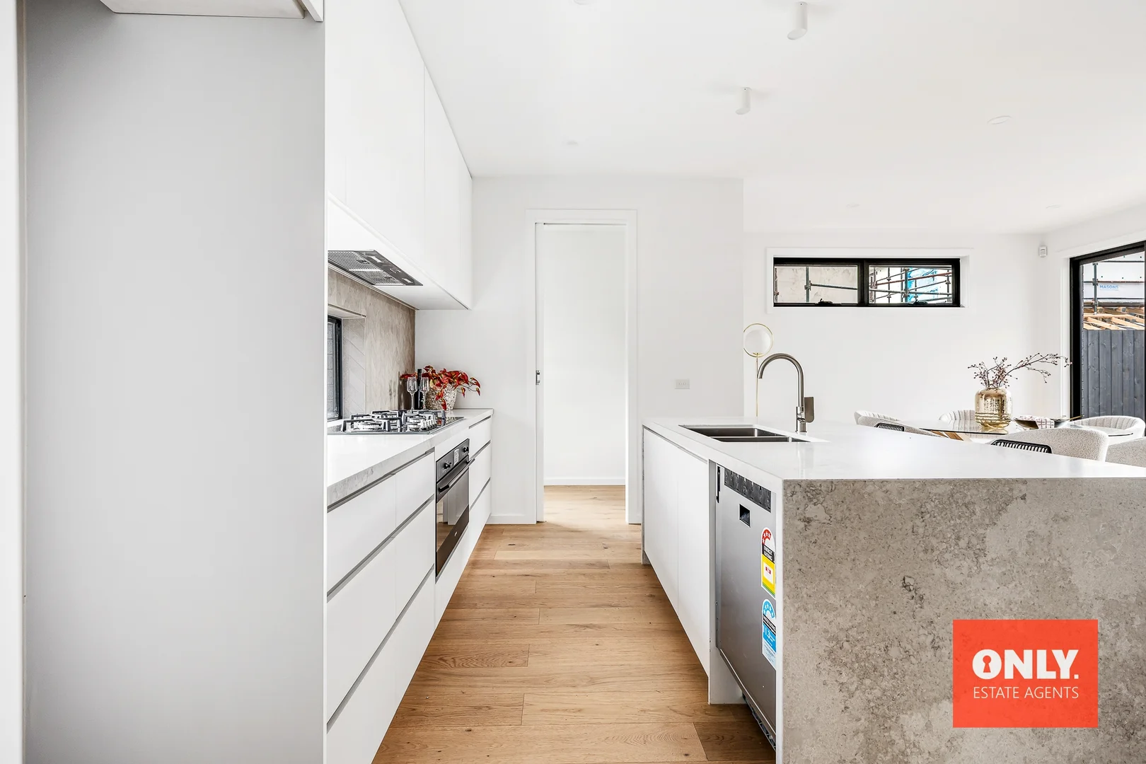 Additional image 2 of 3/13-17 Argus Crescent, Doncaster East VIC 3109