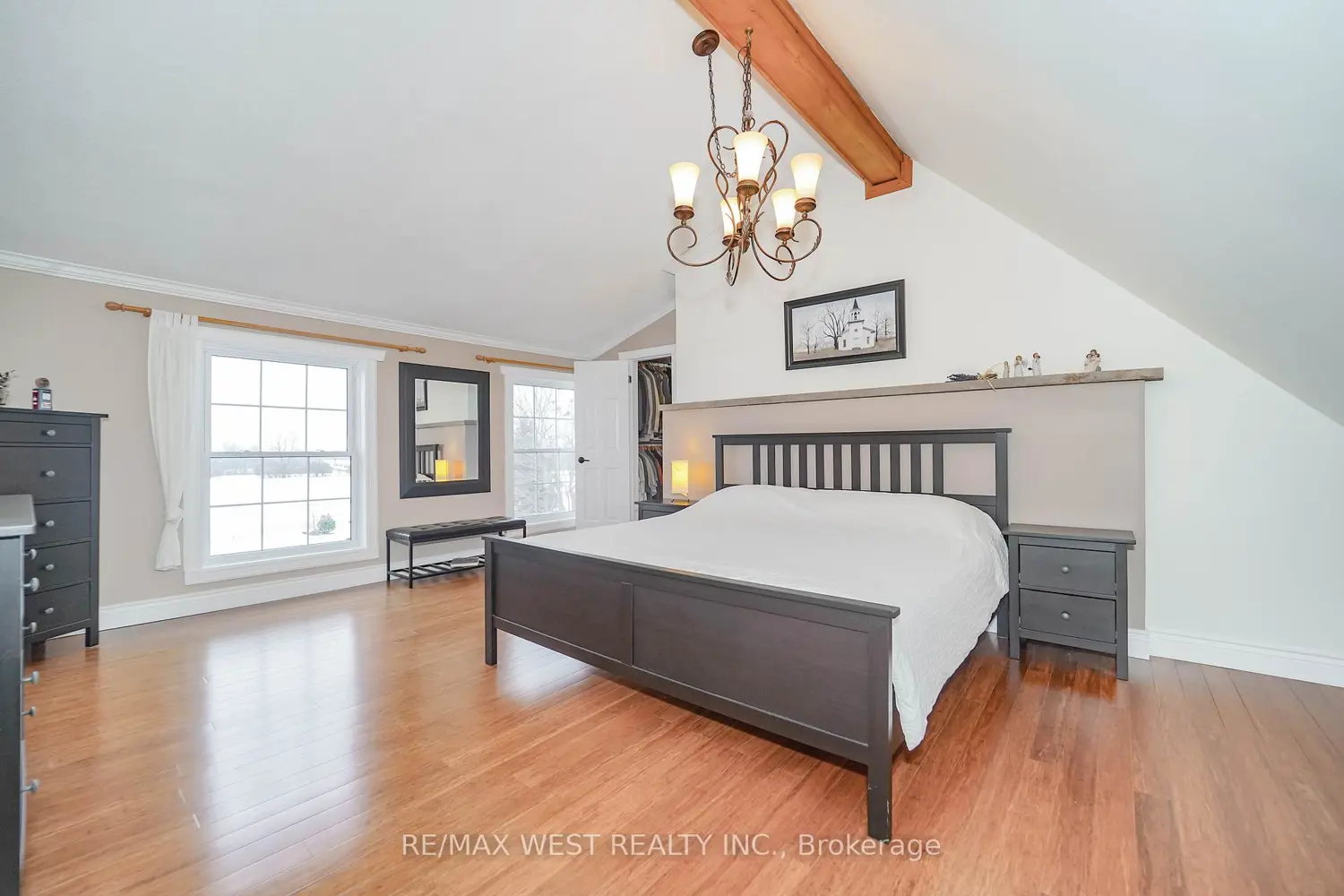 Additional image 10 of 9695 Duffs Road