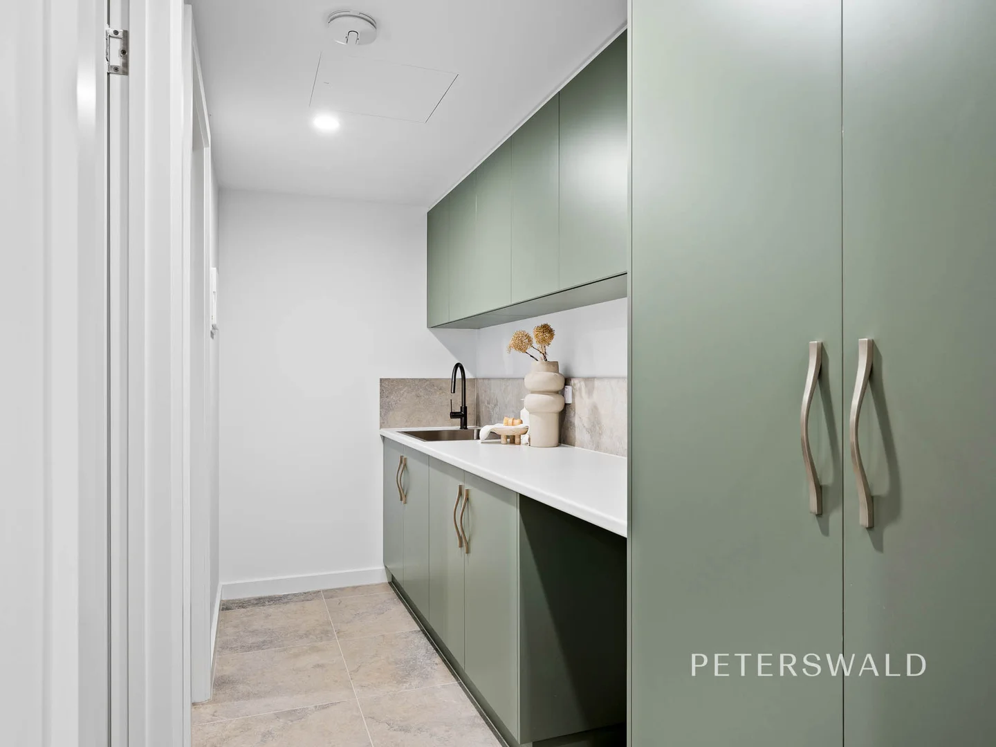 Additional image 15 of 2/224-226 Lenah Valley Road, Lenah Valley TAS 7008