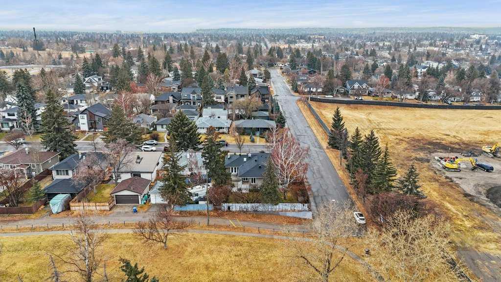 Additional image 4 of 3204 24a Street SW, Calgary, AB, T3C 1W7