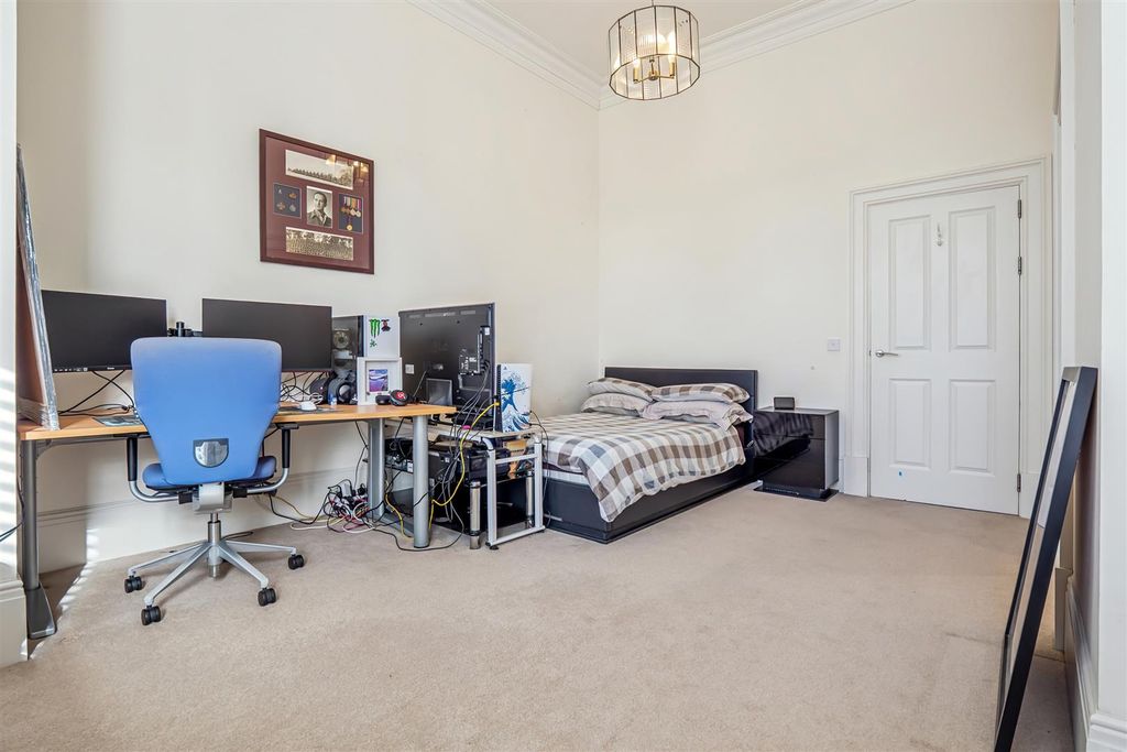 Additional image 32 of 3 bed flat for saleHelenslee Road, Dumbarton G82