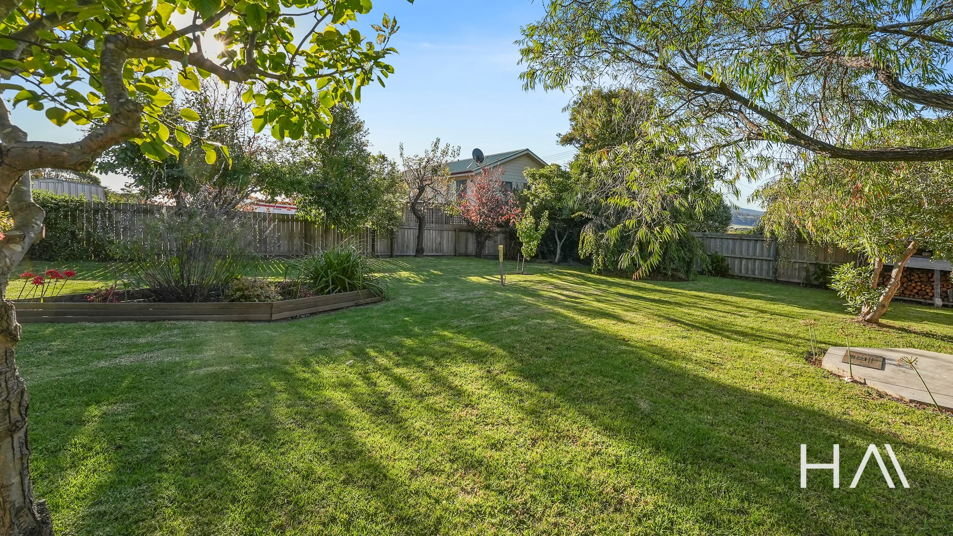 Additional image 23 of 25-27 Erythos Grove, St Helens TAS 7216