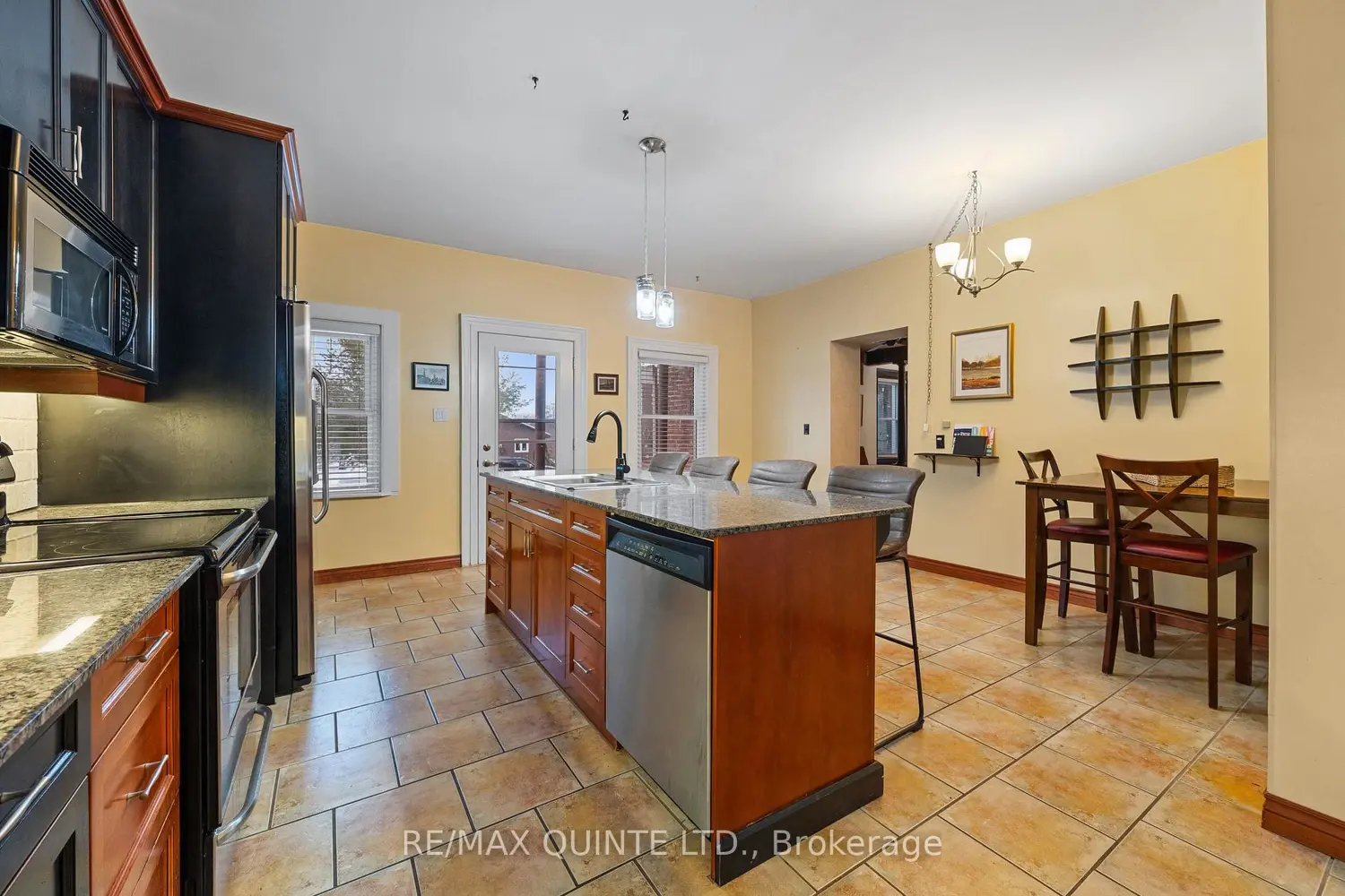 Additional image 4 of 449 Harmony Road