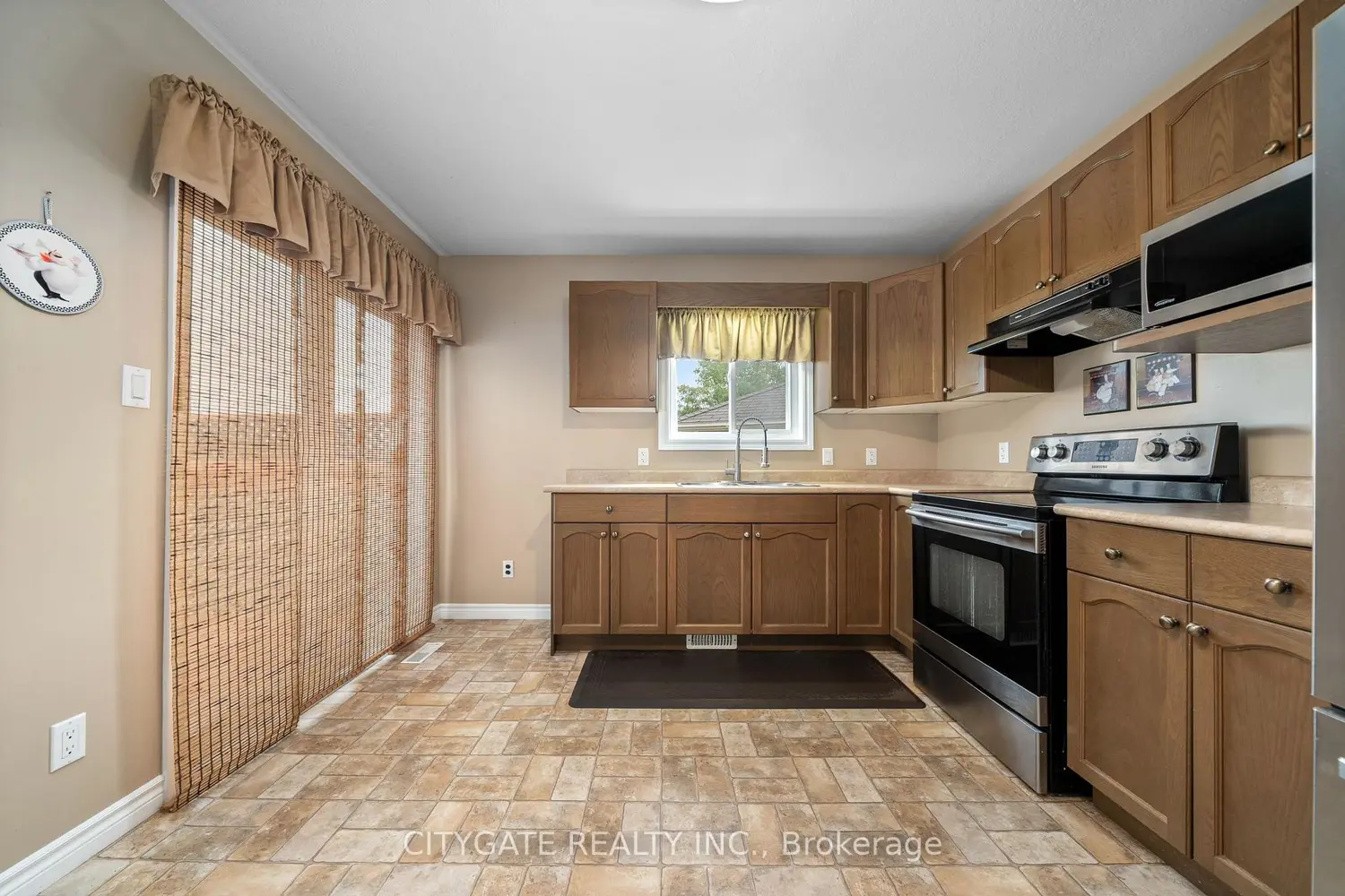 Additional image 15 of 43 Follwell Crescent