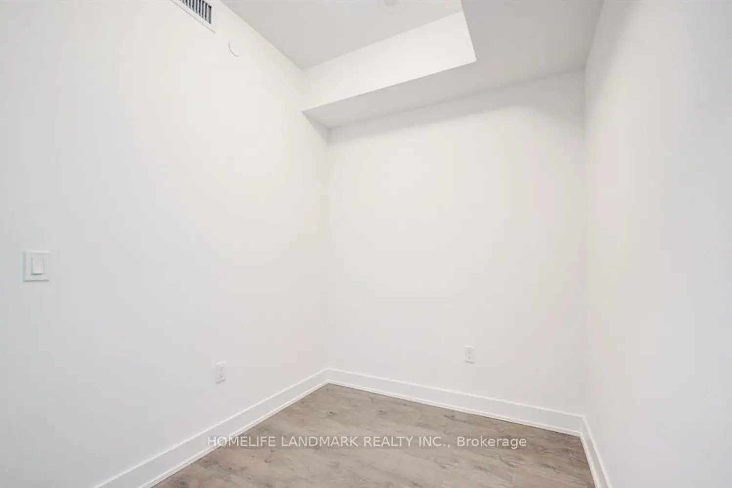 Additional image 2 of 2333 Khalsa Gate 313