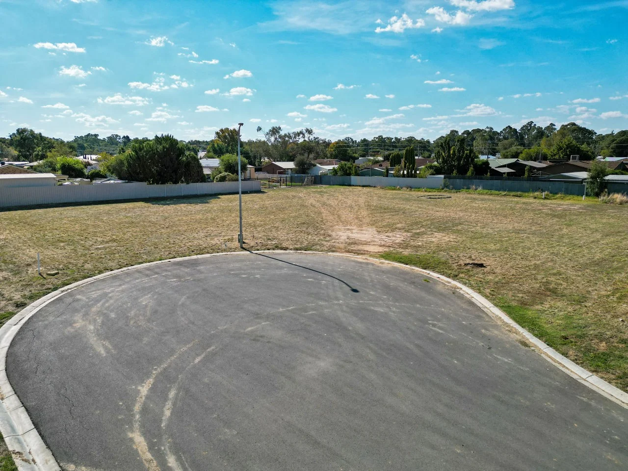 Additional image 2 of 5 - 7 Liefting Crt, Deniliquin NSW 2710