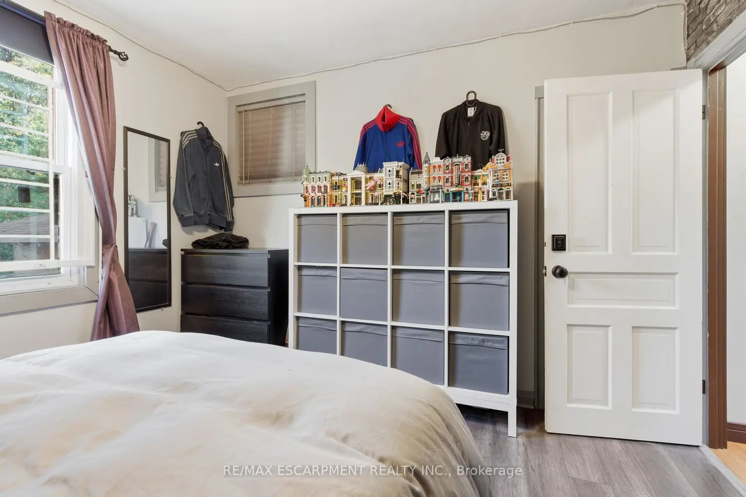 Additional image 12 of 267 Thayer Avenue