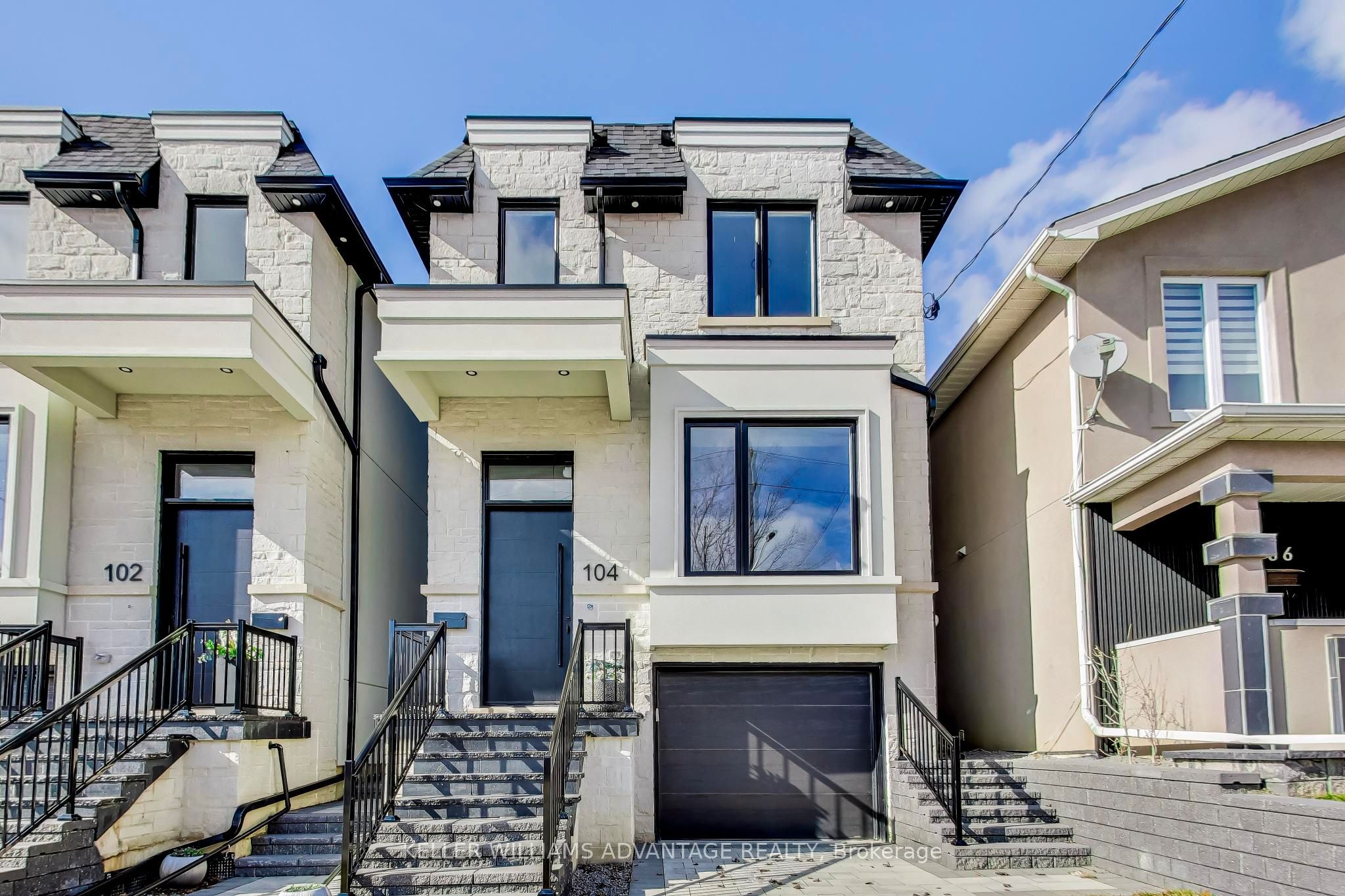 104 Yardley Avenue, Toronto, ON, M4B 2B1