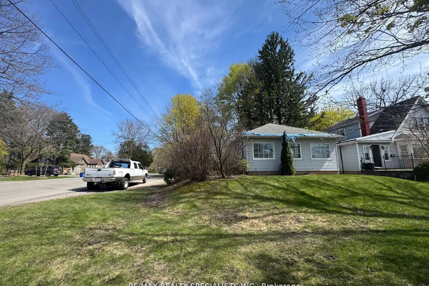 Additional image 2 of 990-992 Birchwood Avenue