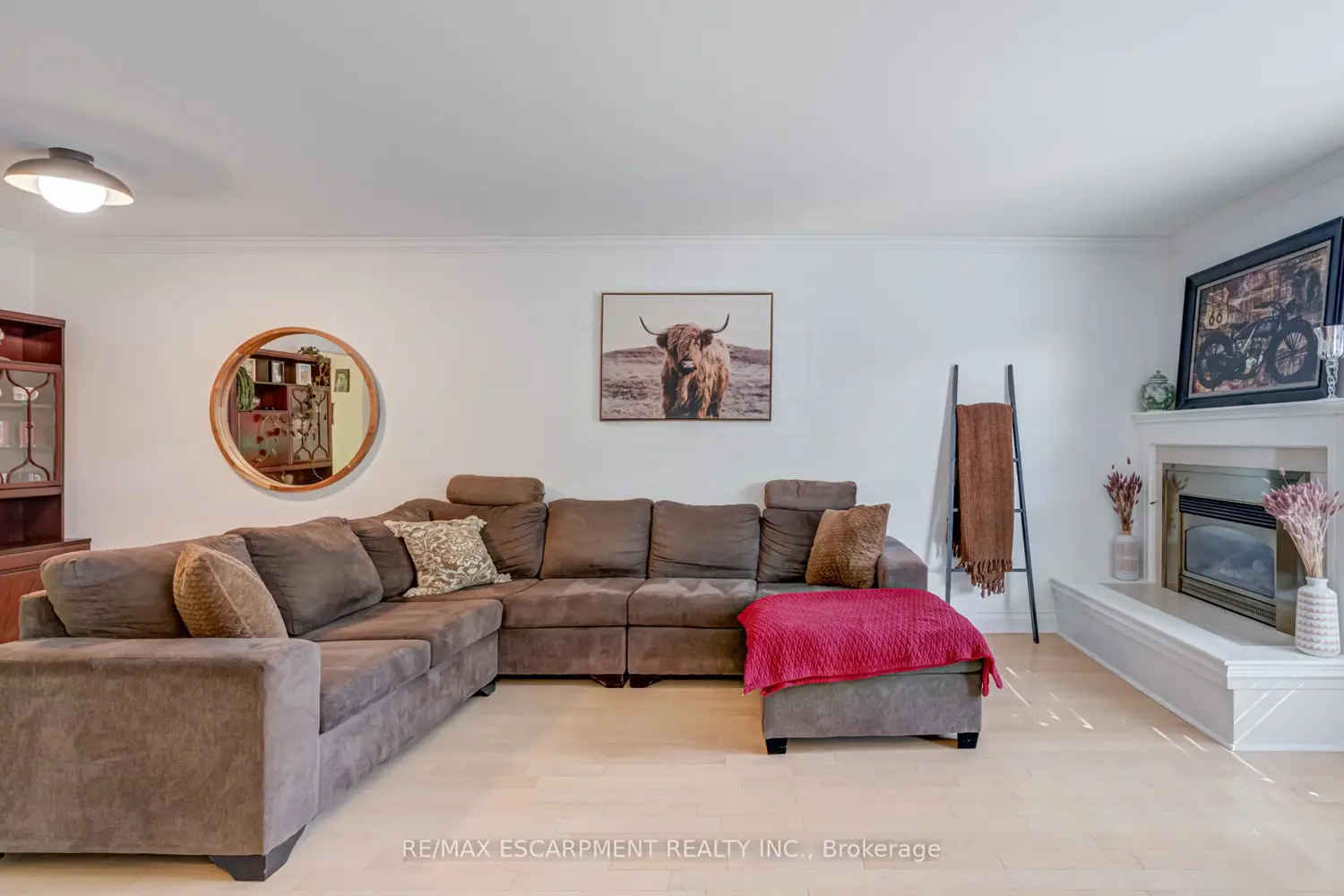 Additional image 3 of 1560 Kerns Road 5