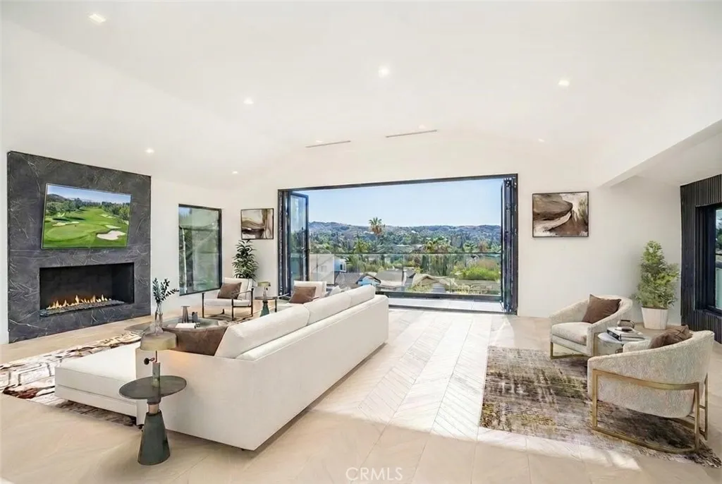 Additional image 76 of 18827 Edleen Drive, Tarzana, CA 91356