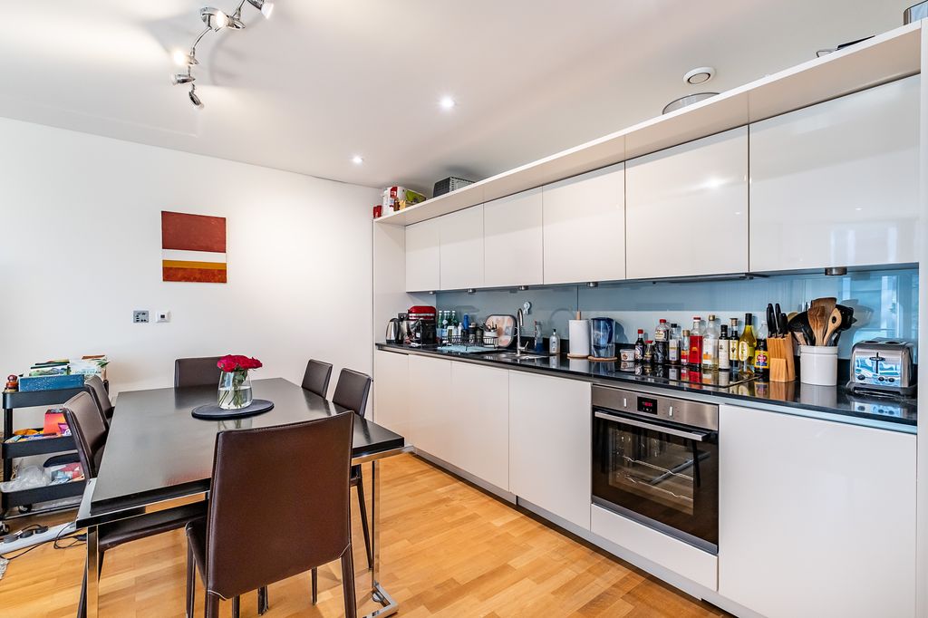 Additional image 5 of 2 bed flat for sale3 Hermitage Street, London W2