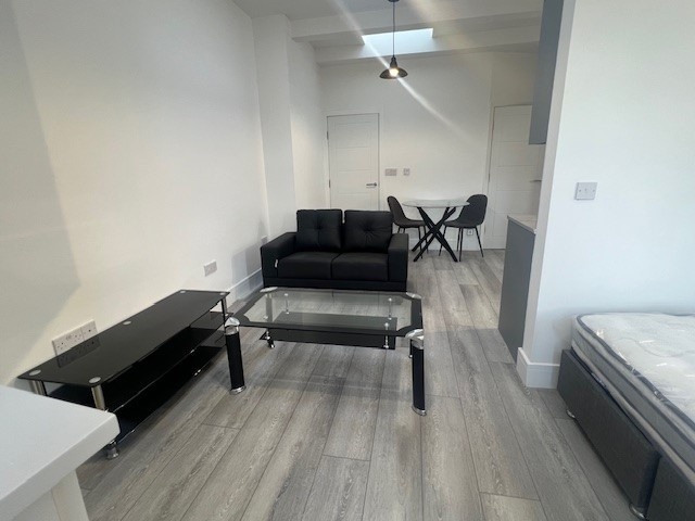 Additional image 5 of 1 Bed Flat, Kirkgate Lofts, LS1, N1 7GU