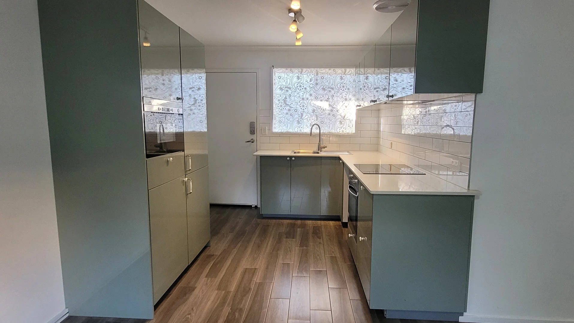 Additional image 6 of 17 - 19 BACK STREET, Biggera Waters QLD 4216