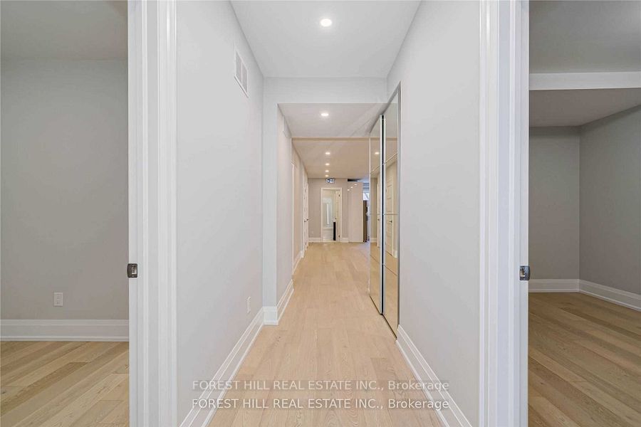 Additional image 3 of Upper-63 Argyle Street, Toronto, ON, M6J 1N8