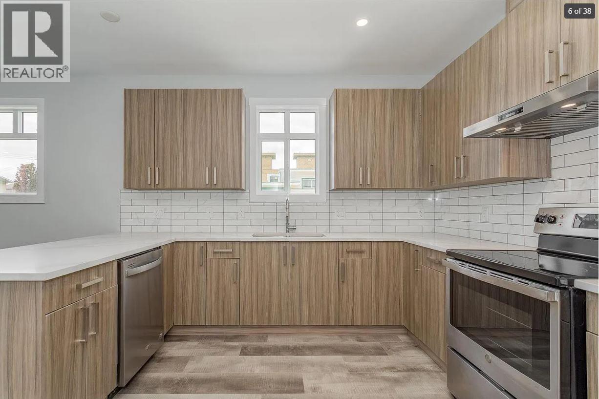 Additional image 3 of 1-1046 Martin Avenue, Kelowna, BC, V1Y6V5