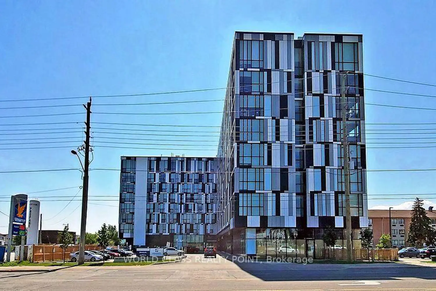 Additional image 2 of 1900 Simcoe Street 633