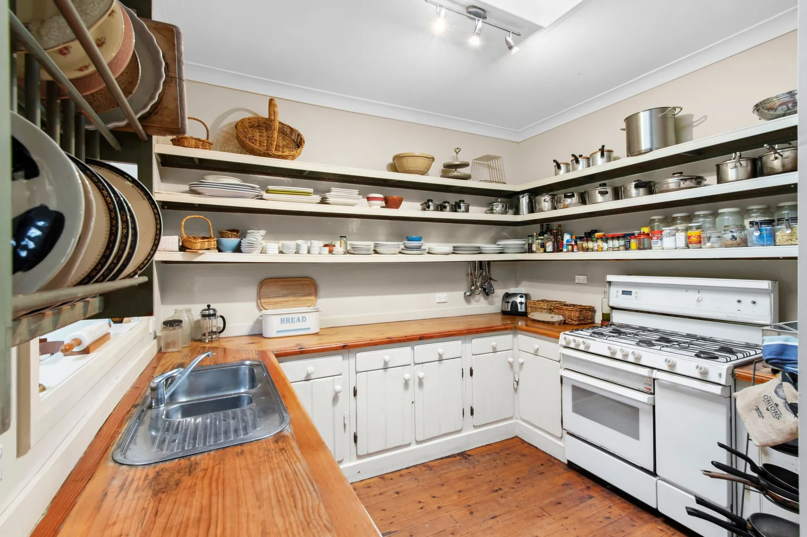 Additional image 2 of Kurrajong Heights NSW 2758