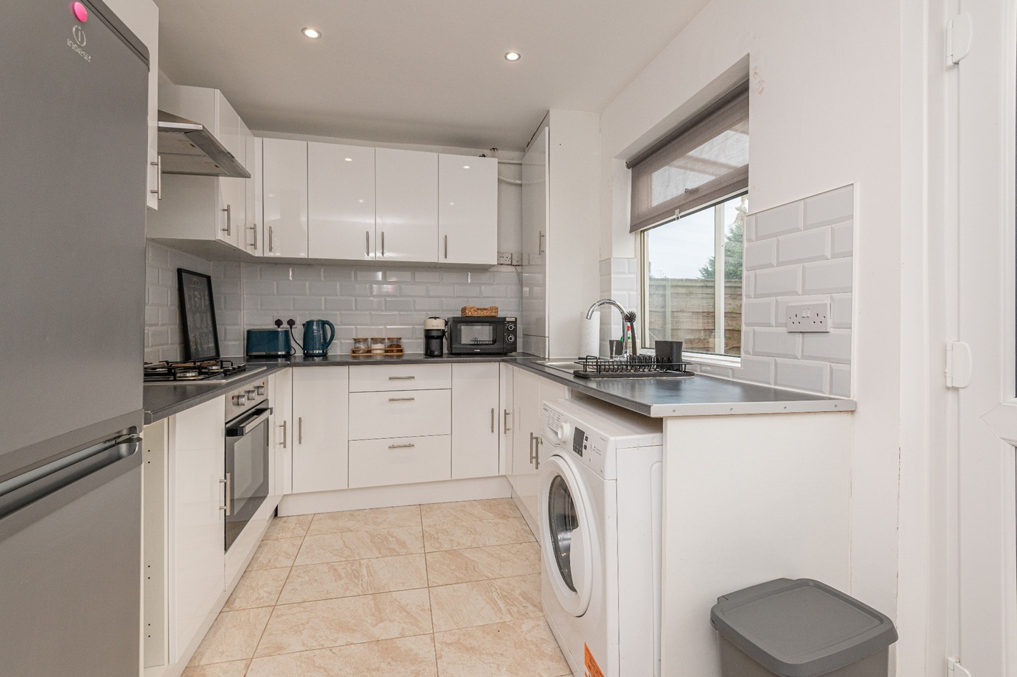 4 Bed Semi-Detached House, Leeds, LS9, N1 7GU