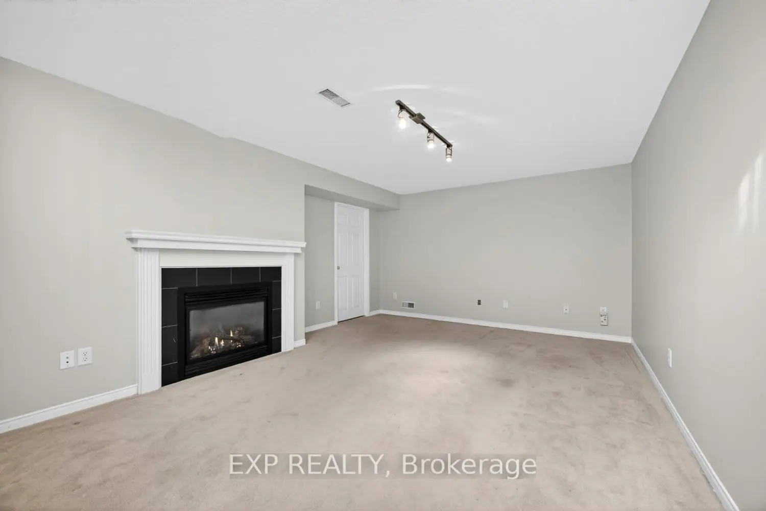 Additional image 18 of 215 Cairnsmore Circle