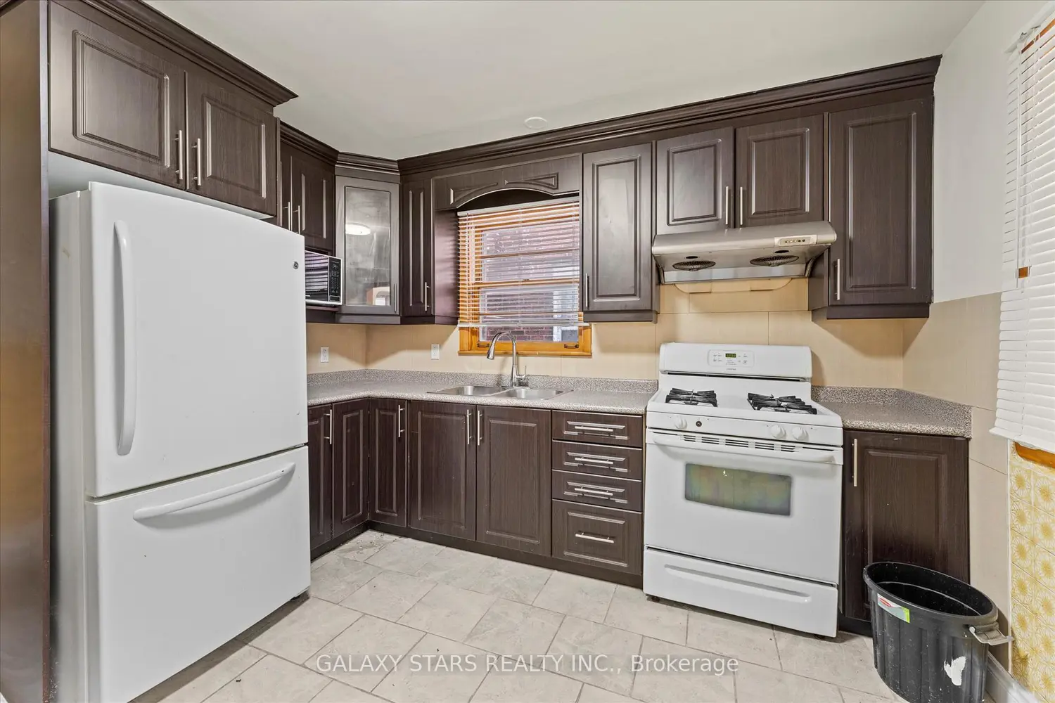 Additional image 9 of 732 Church Street