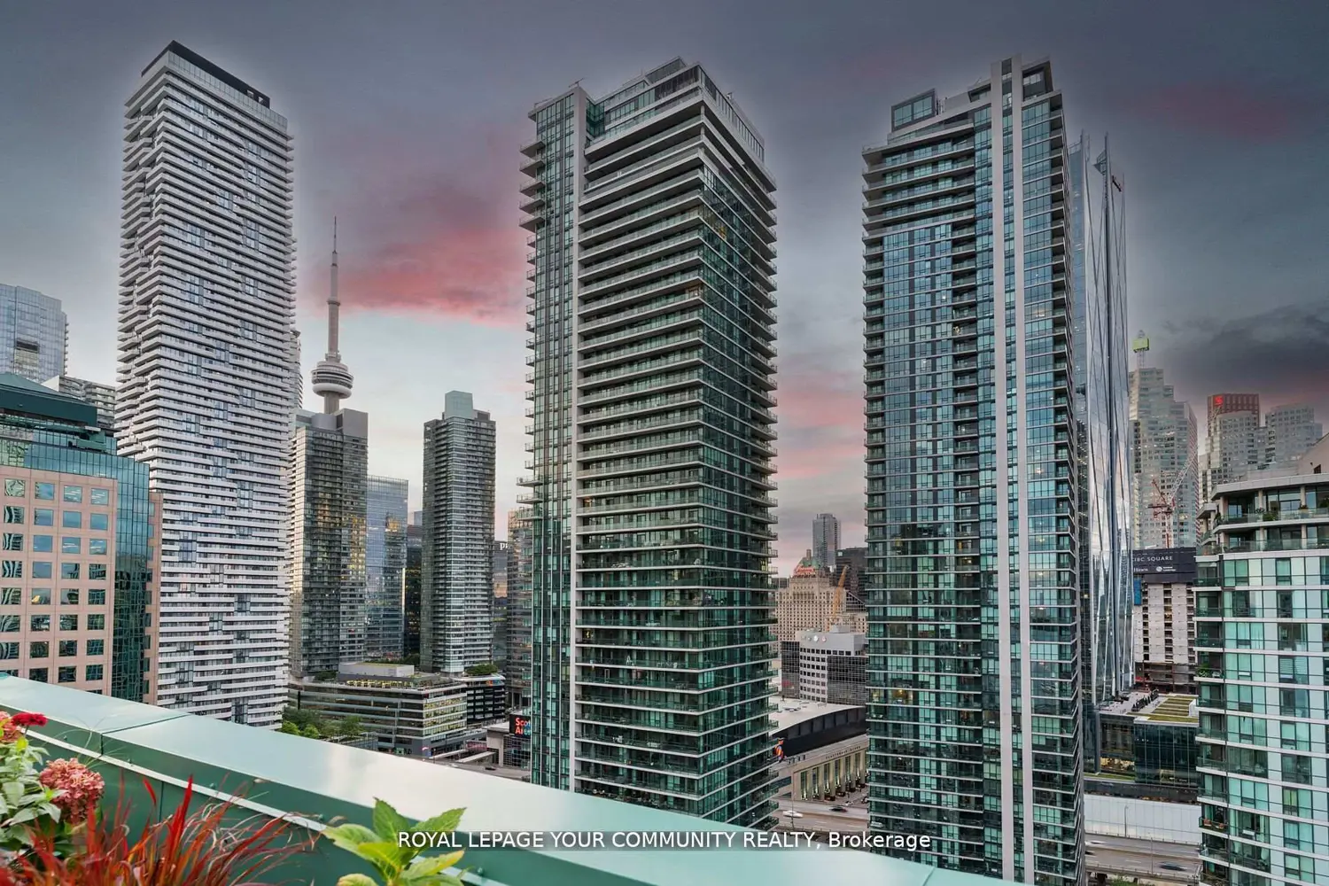 Additional image 16 of 10 Queens Quay 2402
