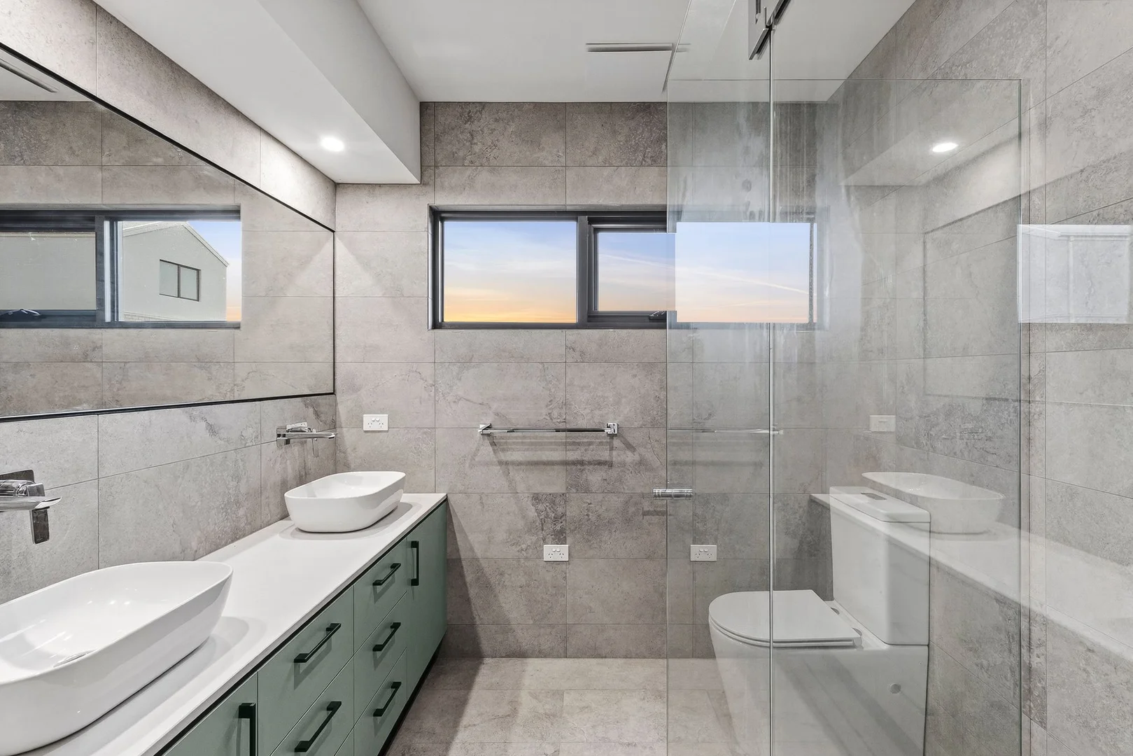 Additional image 11 of 2/42 Bellarine Highway, Queenscliff VIC 3225