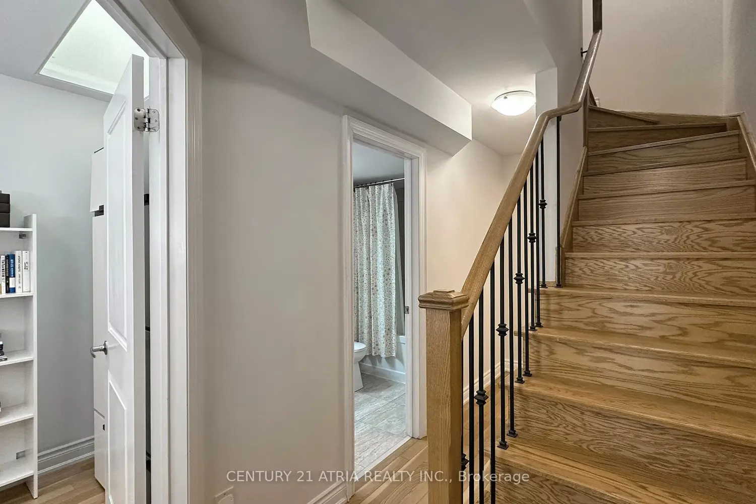 Additional image 10 of 76 Hargrave Lane
