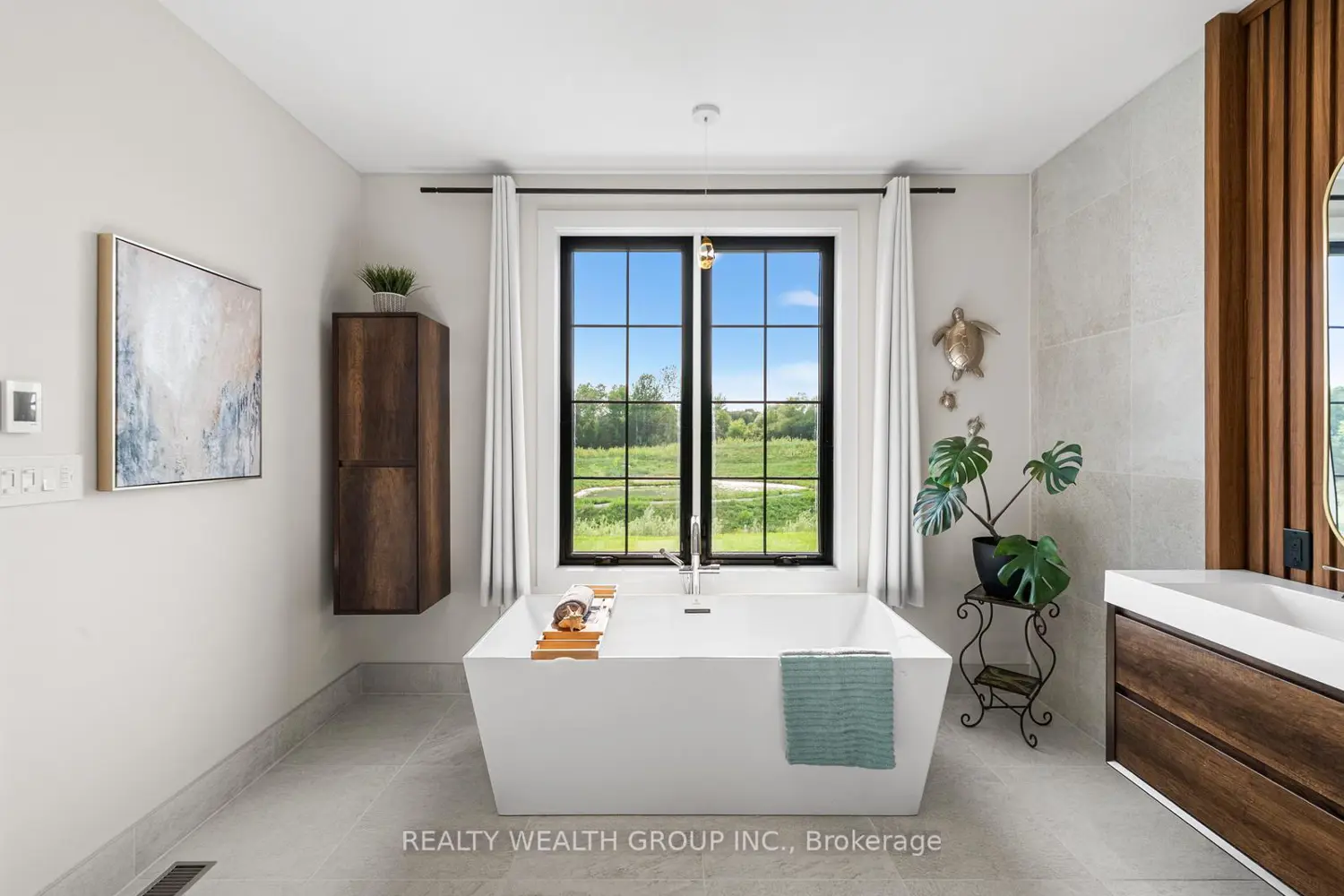 Additional image 9 of 105 Franklin Crescent