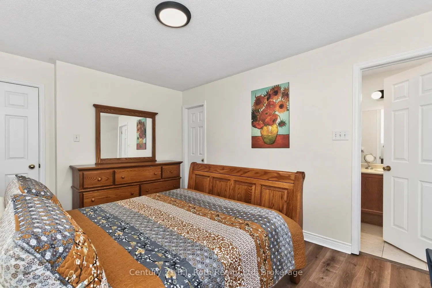 Additional image 9 of 77 Georgias Walk