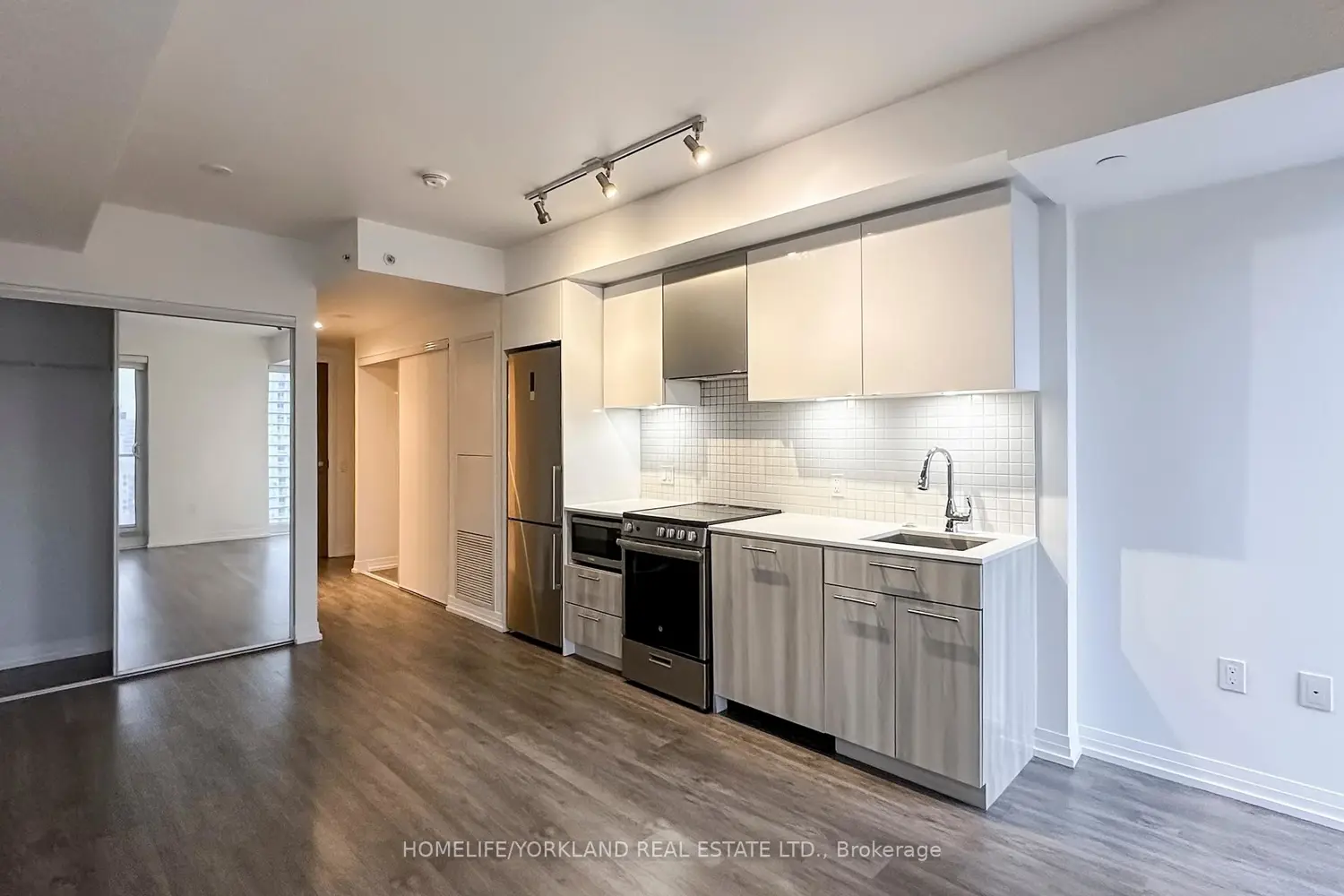 Additional image 4 of 251 Jarvis Street 2507