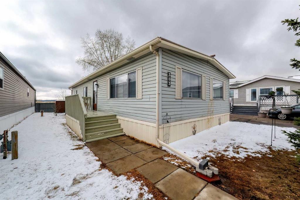 303-99 Arbour Lake Road NW, Calgary, AB, T3G 4E4