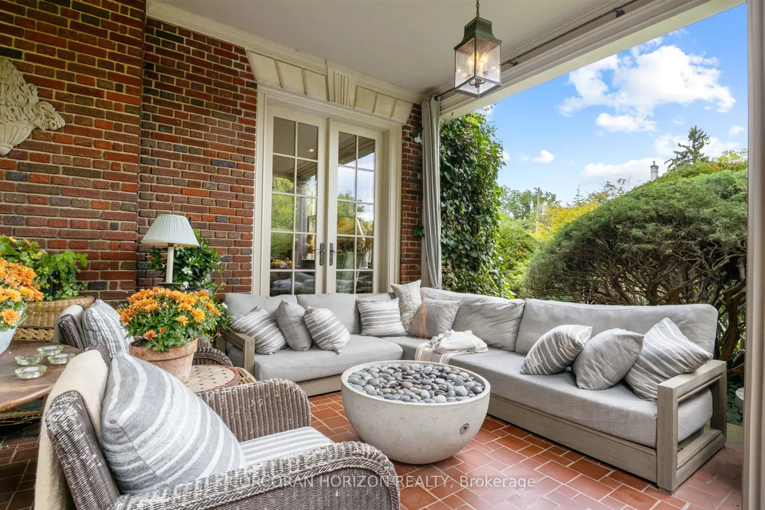 Additional image 19 of 33 Salisbury Avenue