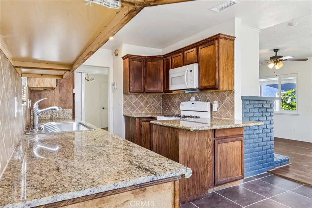 Additional image 46 of 274 W 12th St, Beaumont, CA 92223