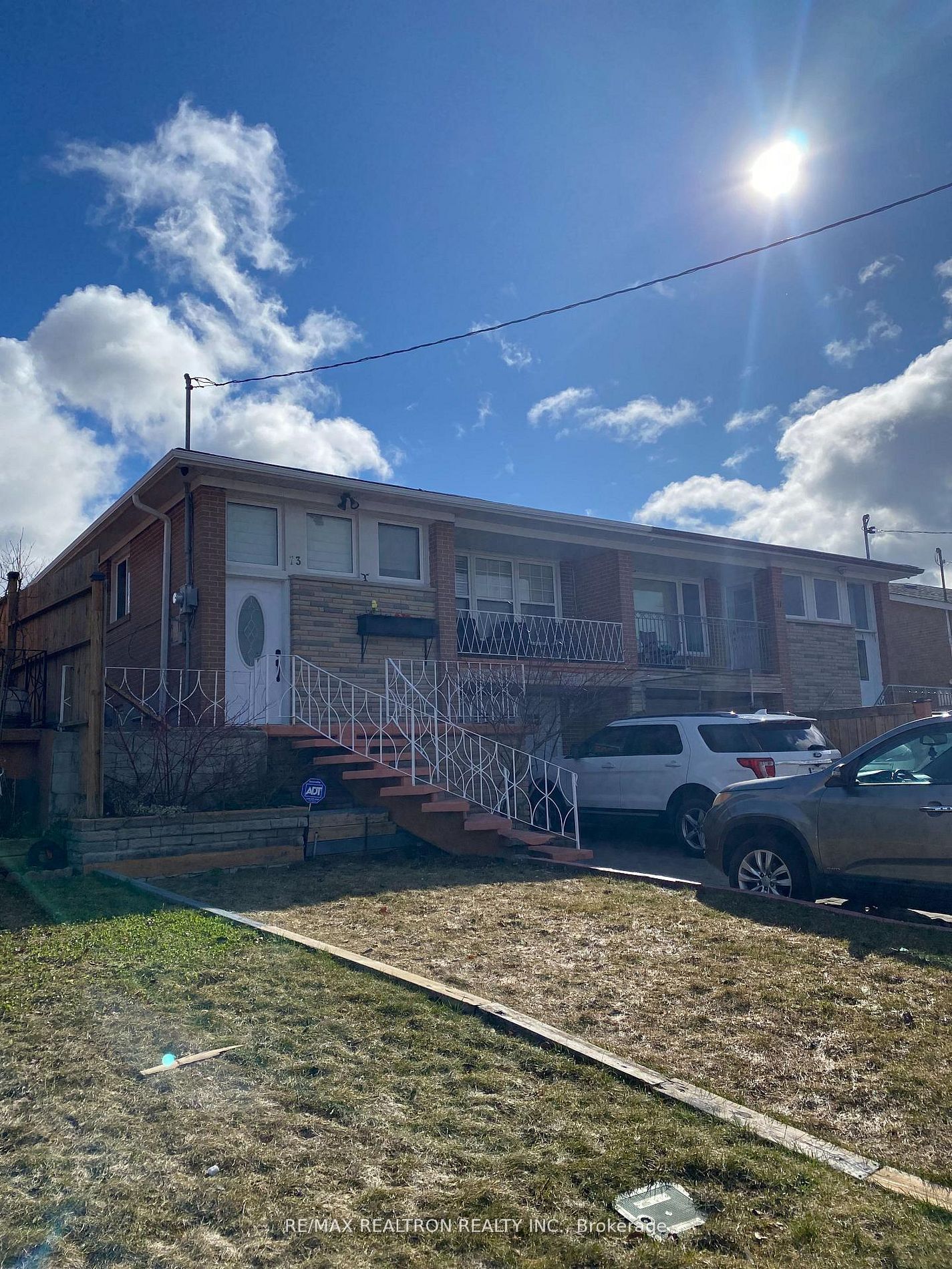 Additional image 2 of 73 Fallingdale Crescent E, Toronto, ON, M3J 1C4