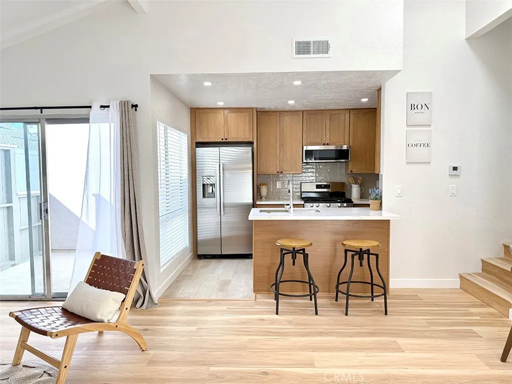 Additional image 9 of 2720 W Segerstrom Ave Unit D, Santa Ana, CA 92704