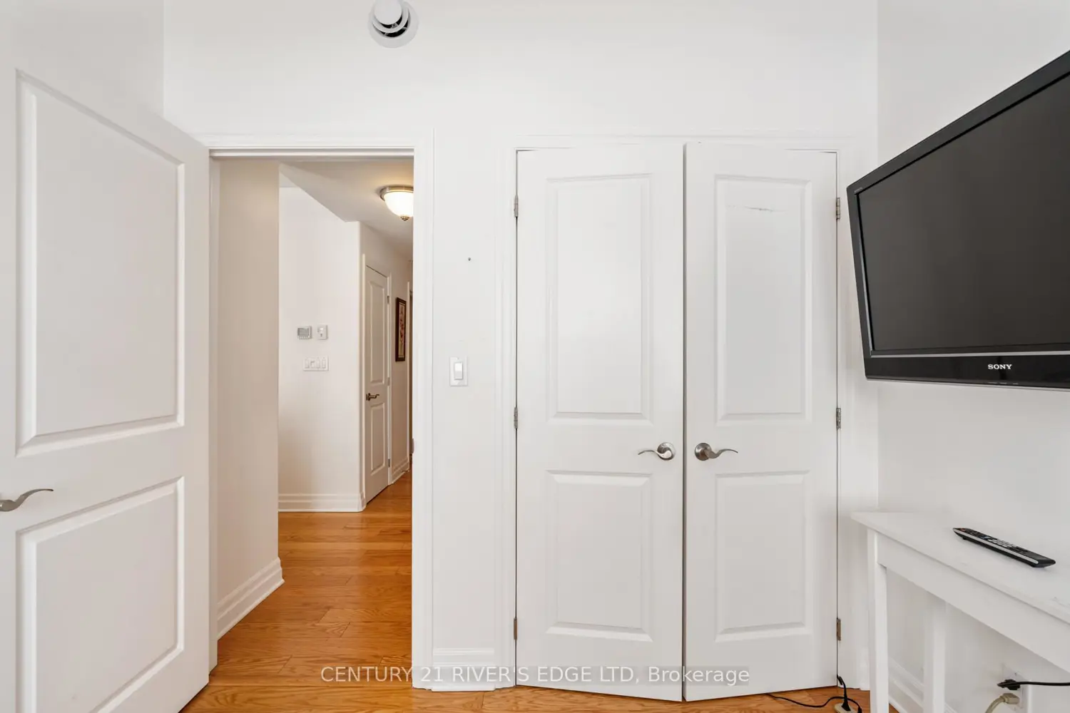 Additional image 15 of 1109 Millwood Avenue 302