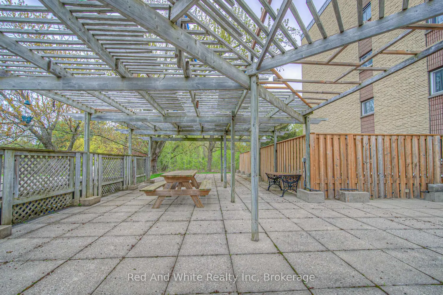 Additional image 17 of 400 Champlain Boulevard 406