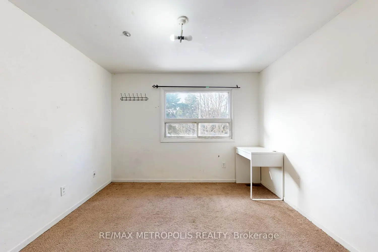 Additional image 9 of 11 Livonia Place 18