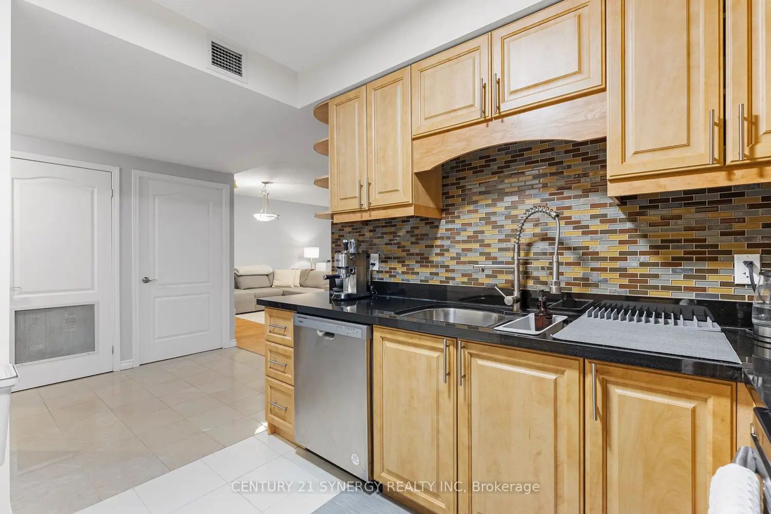 Additional image 11 of 263 Wellington Street 306