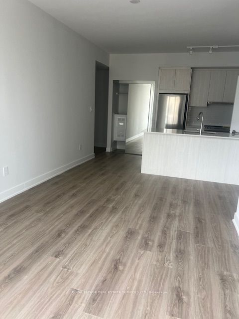 Additional image 4 of 601-430 Square One Drive, Mississauga, ON, L5B 3Y1