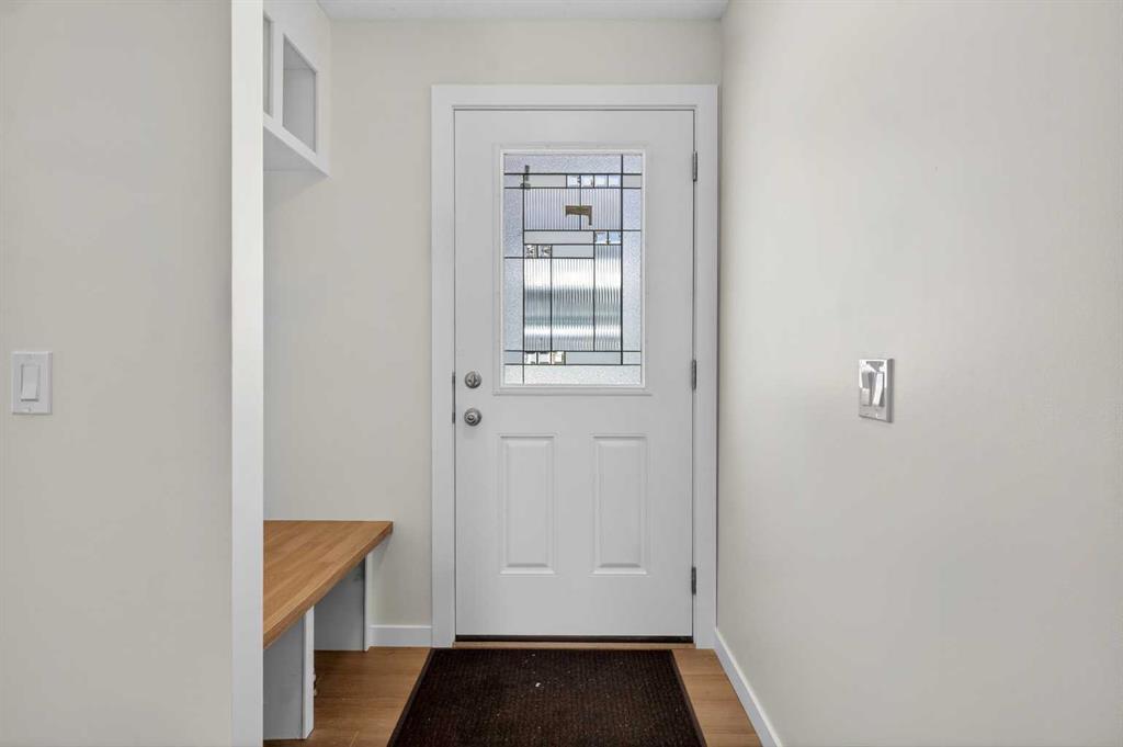 Additional image 3 of 5 Bermuda Lane NW, Calgary, AB, T3K 2K1