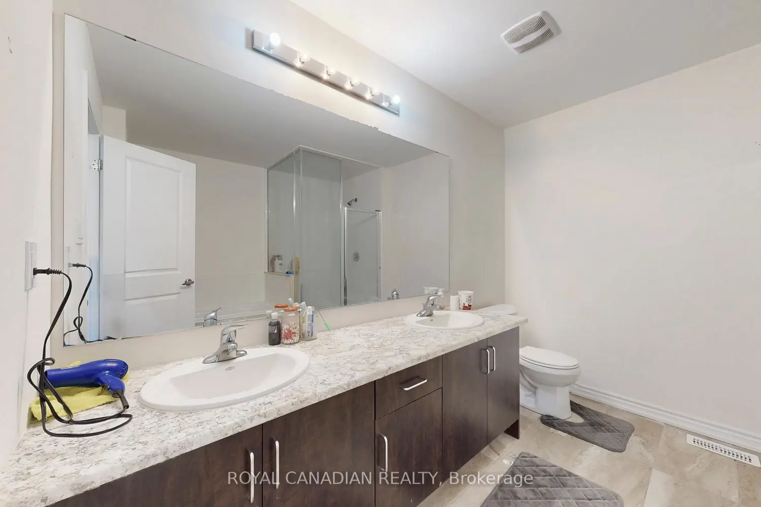 Additional image 11 of 38 Rochester Drive