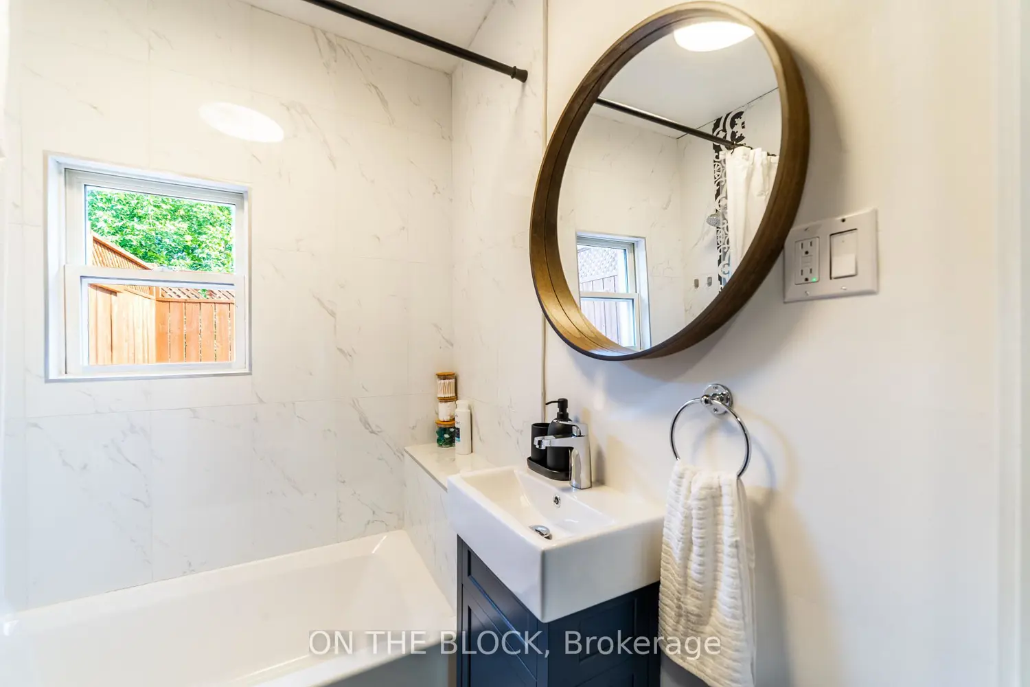 Additional image 13 of 19 Century Street