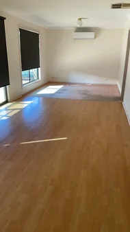 Additional image 5 of 49B Maireana Cct, Roxby Downs SA 5725