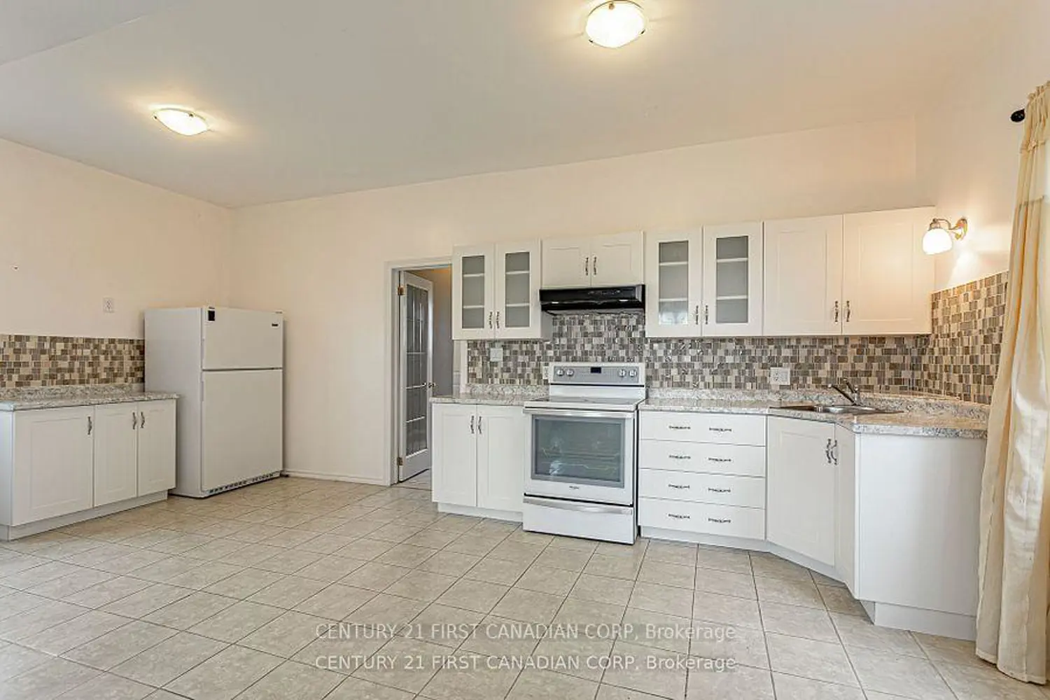 Additional image 6 of 50917 Yorke Line