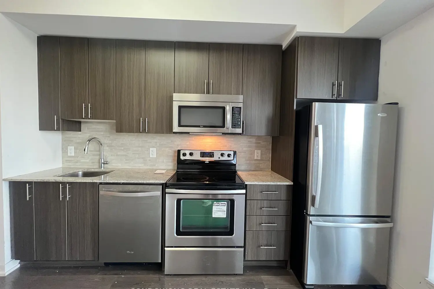 Additional image 5 of 225 Sackville Street 1102