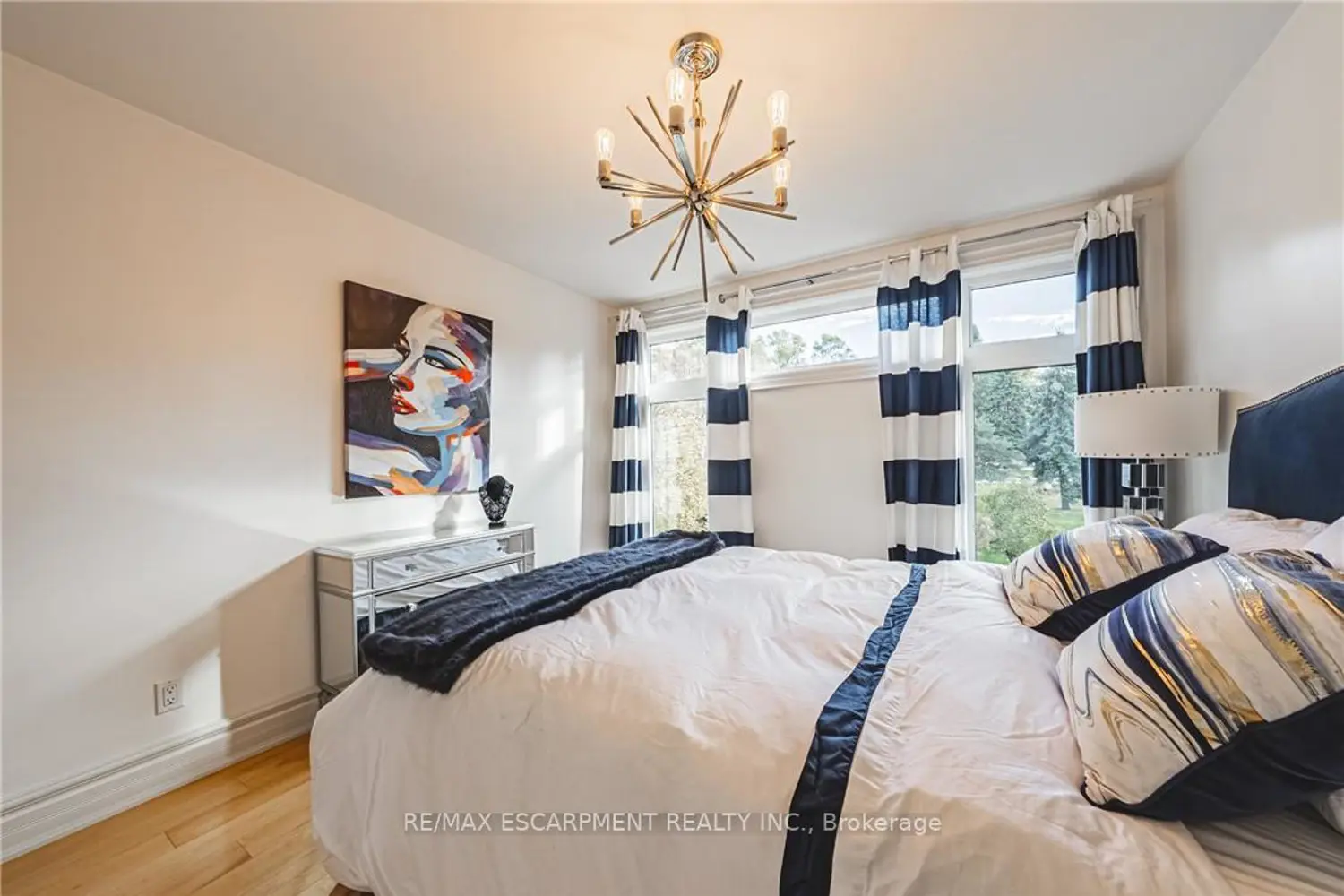 Additional image 11 of 712 Highvalley Road