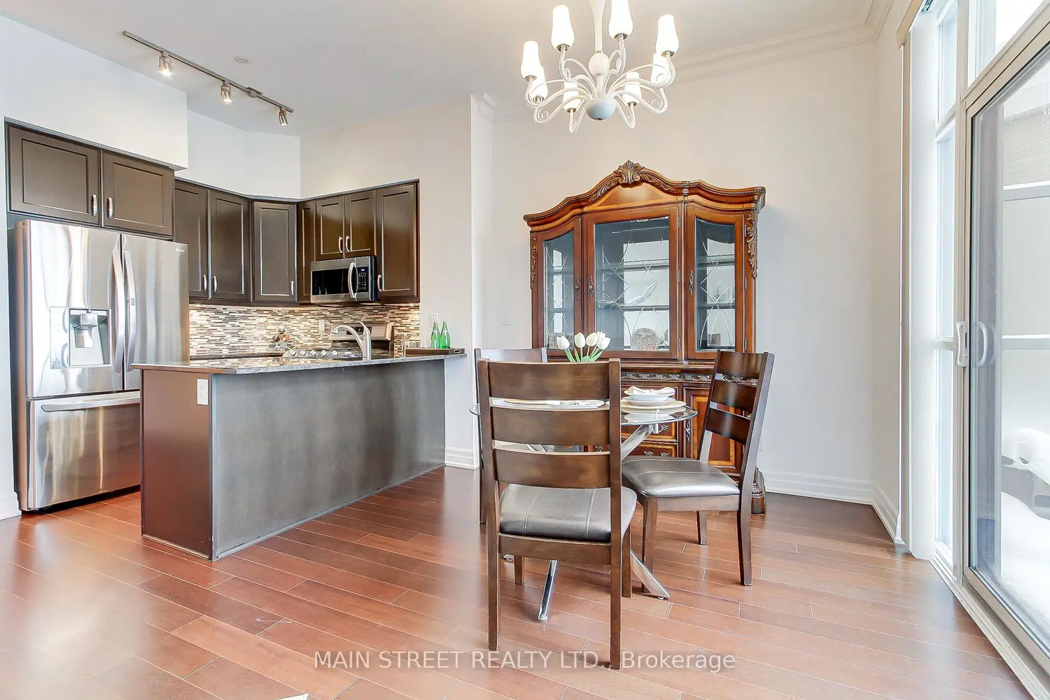 Additional image 6 of 111 Civic Square Gate 619